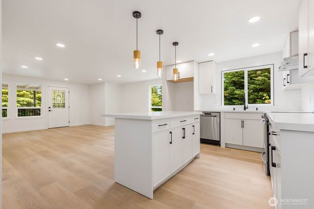 18103 81st St E, Bonney Lake, WA 98391