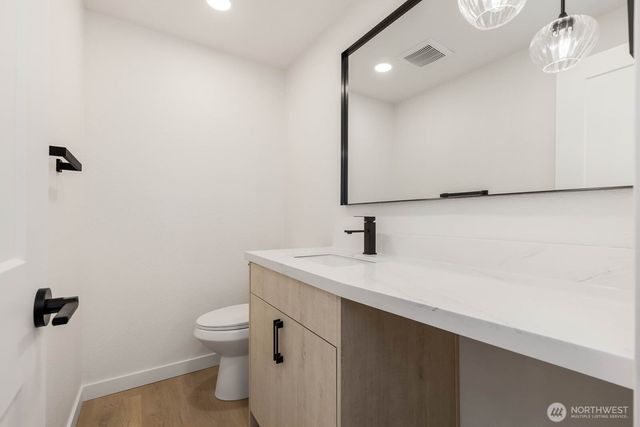 18103 81st St E, Bonney Lake, WA 98391