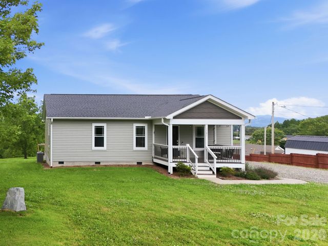 1781 Bear Creek Road, Leicester, NC 28748