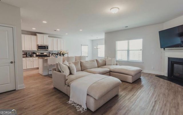 82 Castlemoor Loop, Adairsville, GA 30103