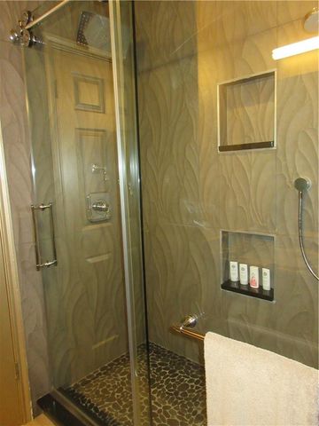 1702 Newning Ave A, Austin, TX 78704