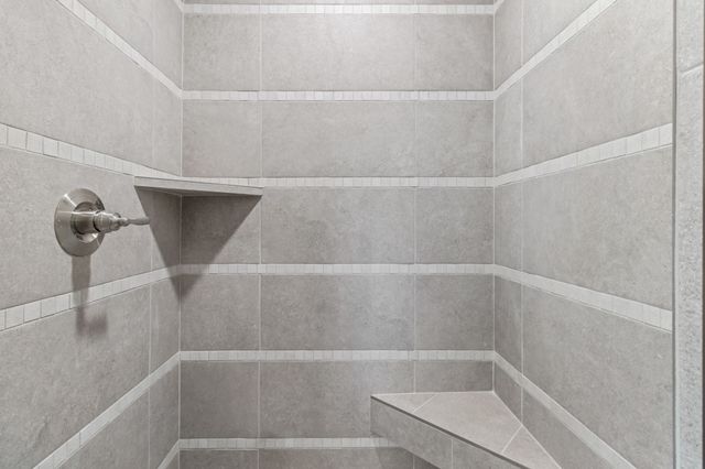 1409 Winterset Dr, Clarksville, TN 37040