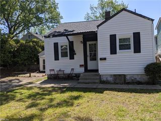 406 33rd St # B, Virginia Beach, VA 23451