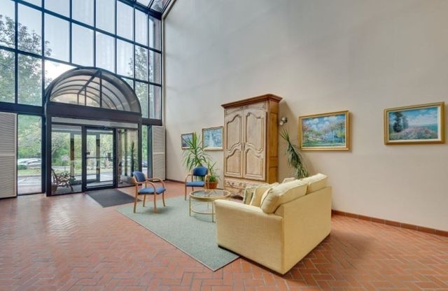 100 Rosemary Way 214, Needham, MA 02494