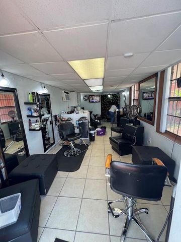 5720 W Hallandale Beach Blvd, West Park, FL 33023