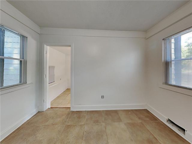 542 S Evelyn NW Place, Atlanta, GA 30318