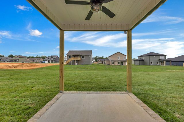 203 Donegal Dr, Clarksville, TN 37042