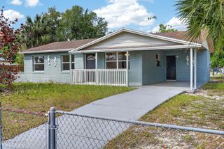 1060 E Patrick Circle, Daytona Beach, FL 32117