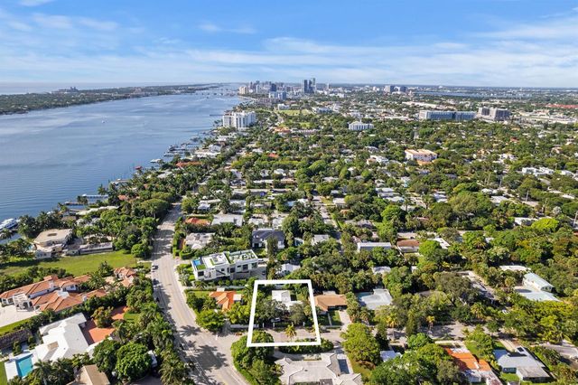 208 34th Street, West Palm Beach, FL 33407