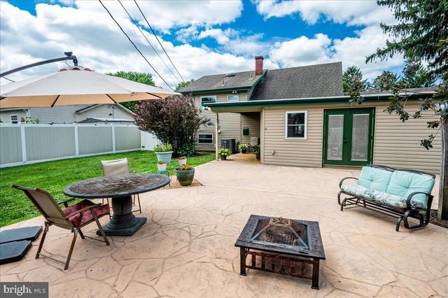 19 LYNCH FARM DR, Newark, DE 19713
