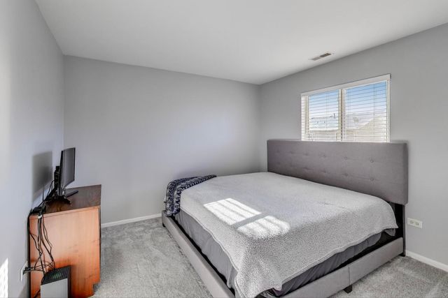 3120 Hoffman Street, Plano, IL 60545