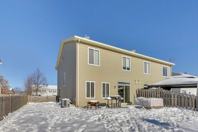 3120 Hoffman Street, Plano, IL 60545