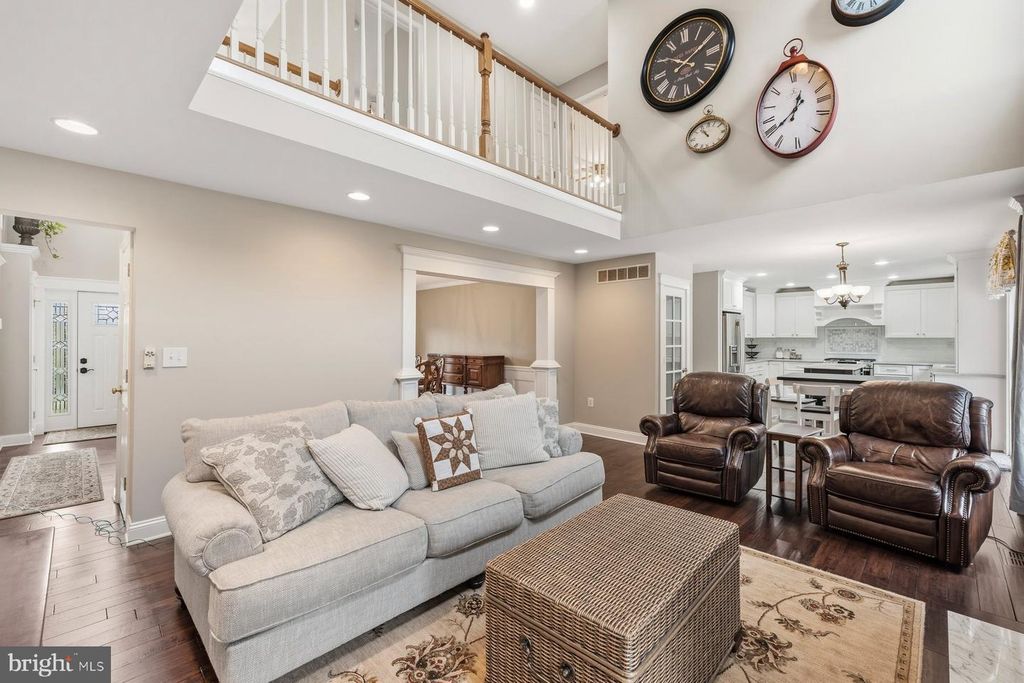 Image 10 of property listing at 6341 TWIN PONDS LN, Mount Airy, MD 21771