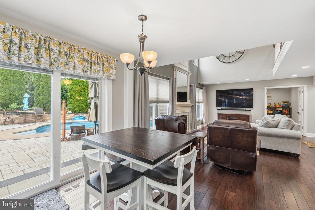 Image 14 of property listing at 6341 TWIN PONDS LN, Mount Airy, MD 21771