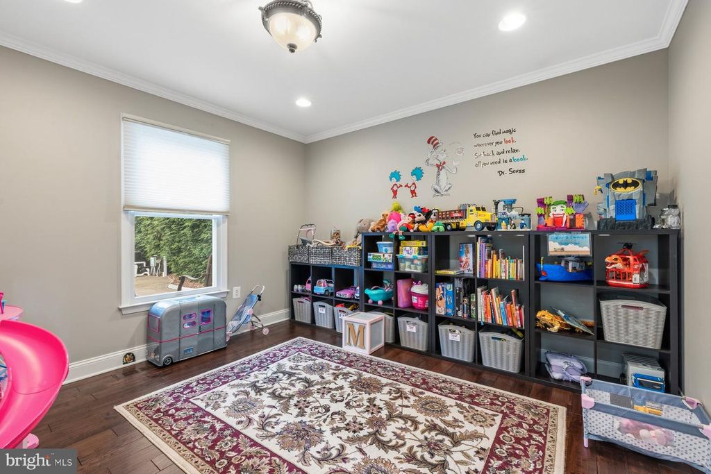 Image 15 of property listing at 6341 TWIN PONDS LN, Mount Airy, MD 21771