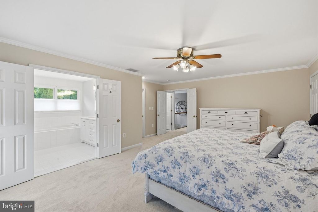 Image 21 of property listing at 6341 TWIN PONDS LN, Mount Airy, MD 21771