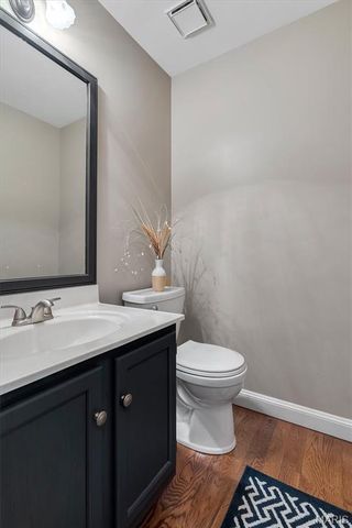 706 Summer Top Circle, Fenton, MO 63026
