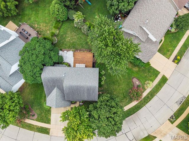 706 Summer Top Circle, Fenton, MO 63026