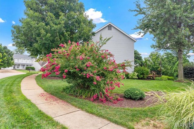 706 Summer Top Circle, Fenton, MO 63026
