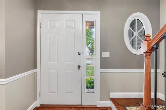 706 Summer Top Circle, Fenton, MO 63026