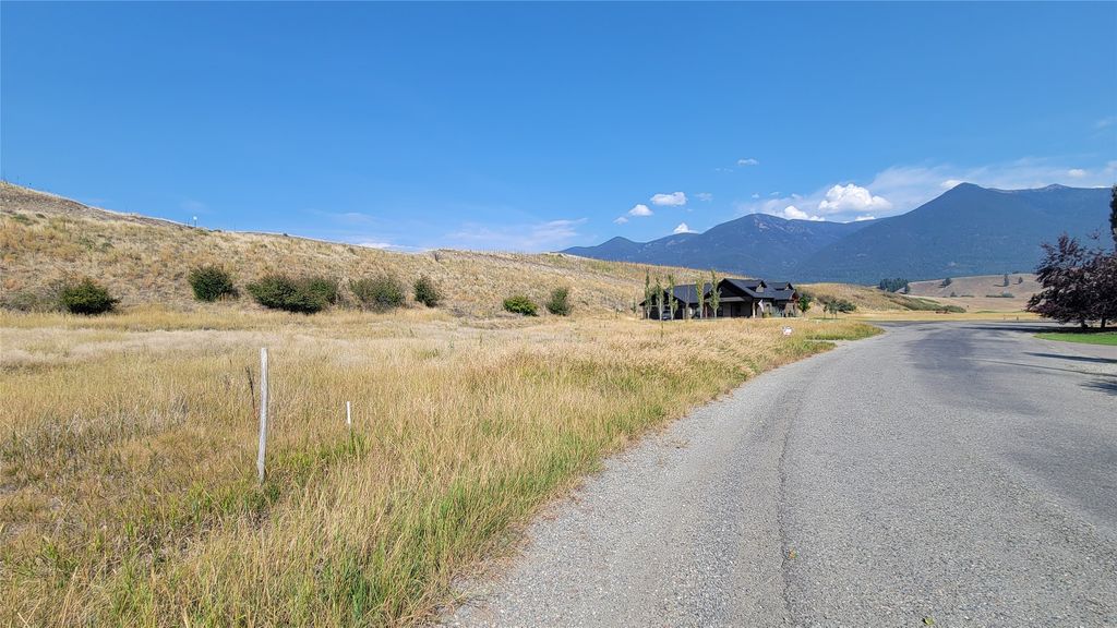 187 Heron Road, Eureka, MT 59917 photo 4