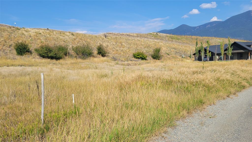 187 Heron Road, Eureka, MT 59917 photo 9