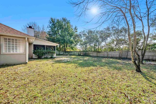 6005 Chandelle Cir, Pensacola, FL 32507