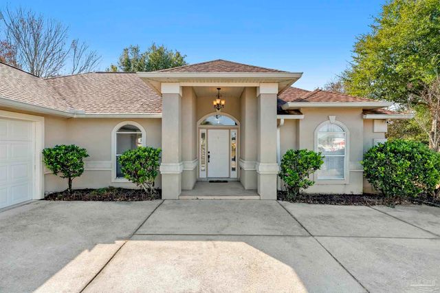 6005 Chandelle Cir, Pensacola, FL 32507