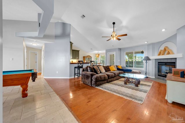 6005 Chandelle Cir, Pensacola, FL 32507