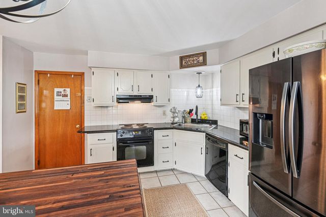 25618 MOUNT PLEASANT RD, Columbus, NJ 08022