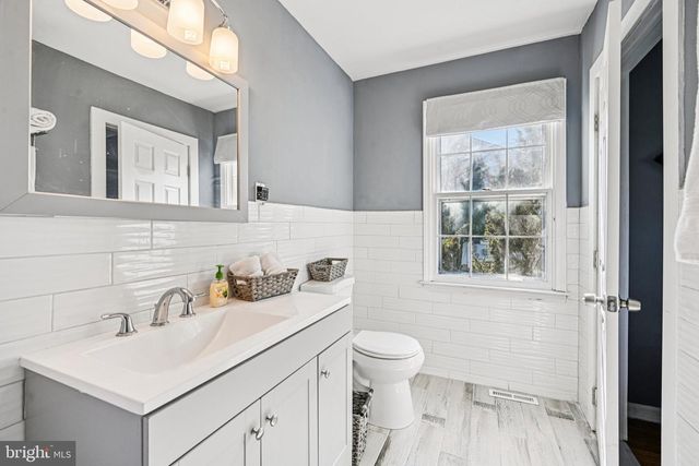 25618 MOUNT PLEASANT RD, Columbus, NJ 08022