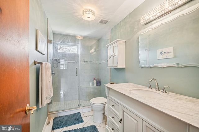 25618 MOUNT PLEASANT RD, Columbus, NJ 08022