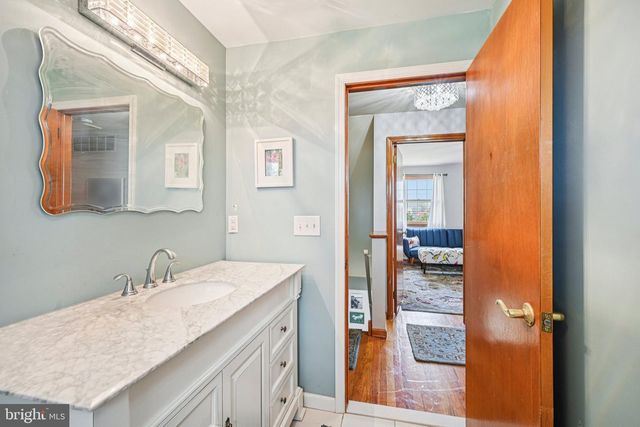 25618 MOUNT PLEASANT RD, Columbus, NJ 08022