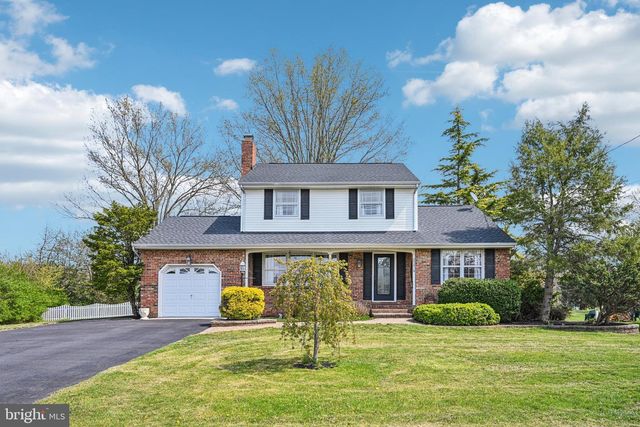 25618 MOUNT PLEASANT RD, Columbus, NJ 08022