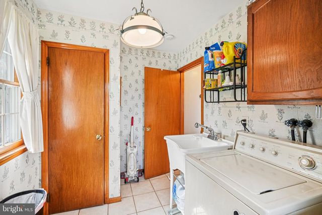 25618 MOUNT PLEASANT RD, Columbus, NJ 08022