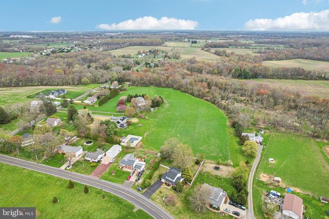 25618 MOUNT PLEASANT RD, Columbus, NJ 08022