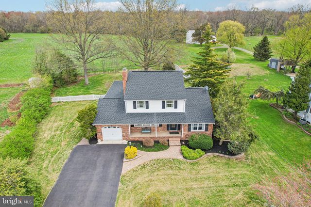 25618 MOUNT PLEASANT RD, Columbus, NJ 08022