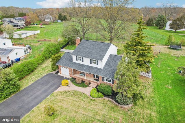 25618 MOUNT PLEASANT RD, Columbus, NJ 08022