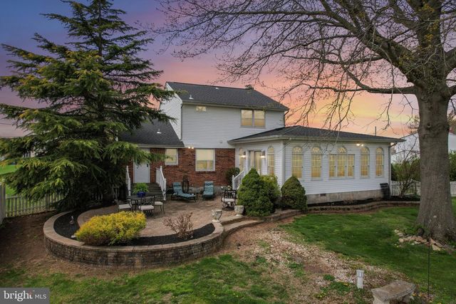 25618 MOUNT PLEASANT RD, Columbus, NJ 08022