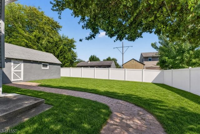 11 5th Avenue, Manville Boro, NJ 08835