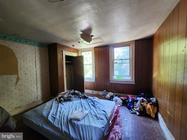 1902 E 28TH ST, Baltimore, MD 21218