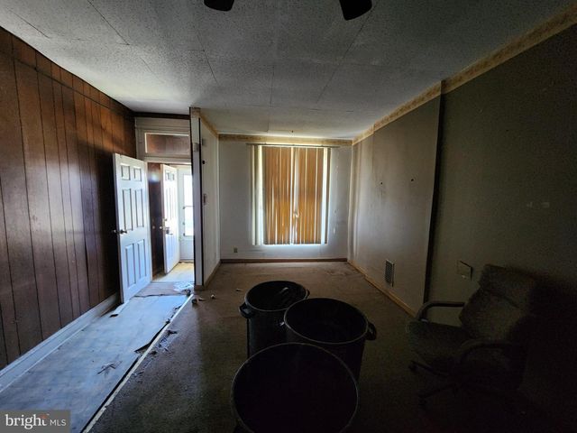 1902 E 28TH ST, Baltimore, MD 21218