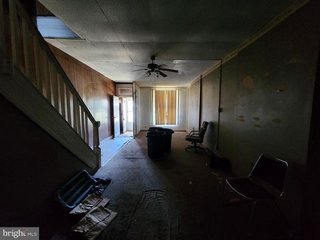 1902 E 28TH ST, Baltimore, MD 21218