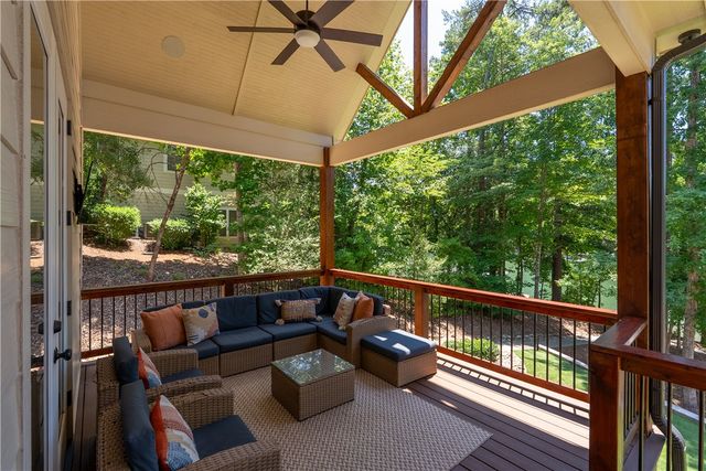 566 Riverstone Drive, Salem, SC 29676