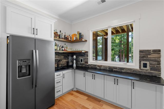 566 Riverstone Drive, Salem, SC 29676
