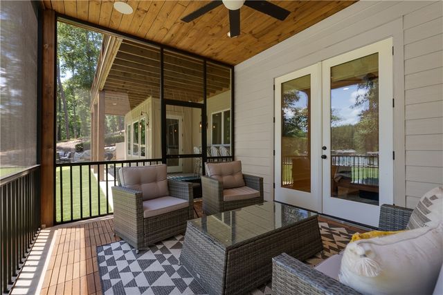 566 Riverstone Drive, Salem, SC 29676