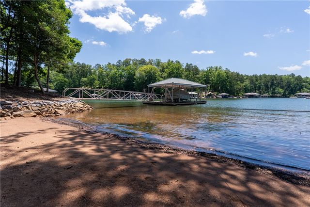 566 Riverstone Drive, Salem, SC 29676