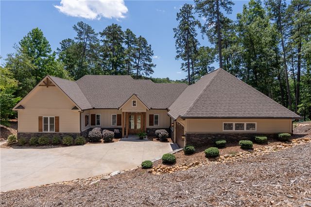 566 Riverstone Drive, Salem, SC 29676