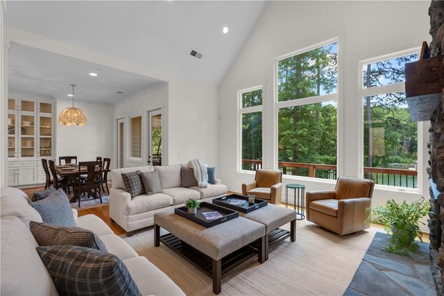 566 Riverstone Drive, Salem, SC 29676