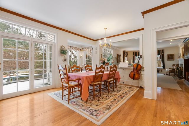 9 Perkins Road, Woodbridge, CT 06525
